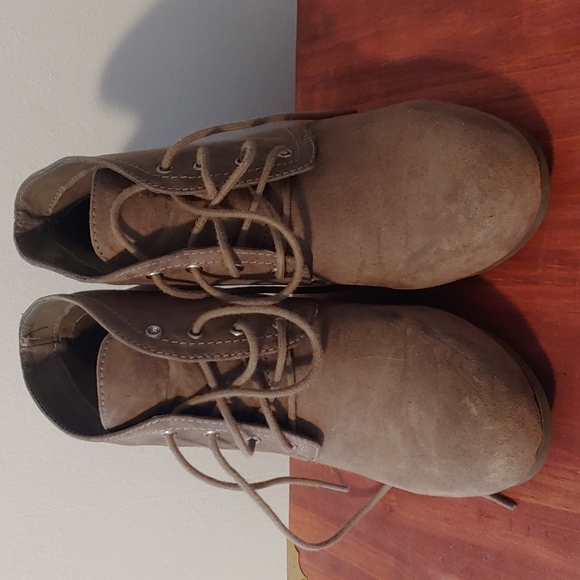 Heeled Booties - Picture 2 of 3